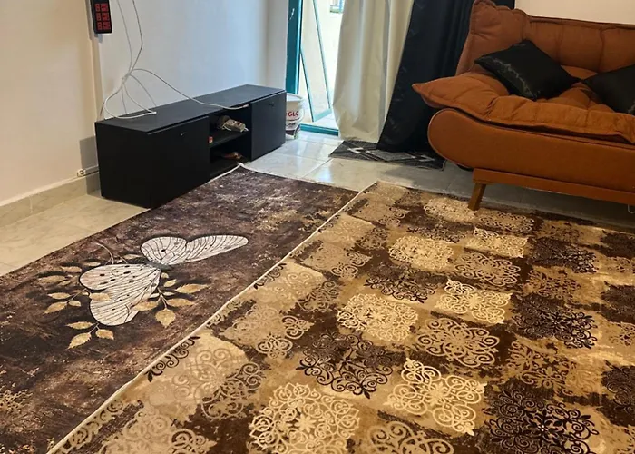 ريفيرا 1 * Rasz Szedr
